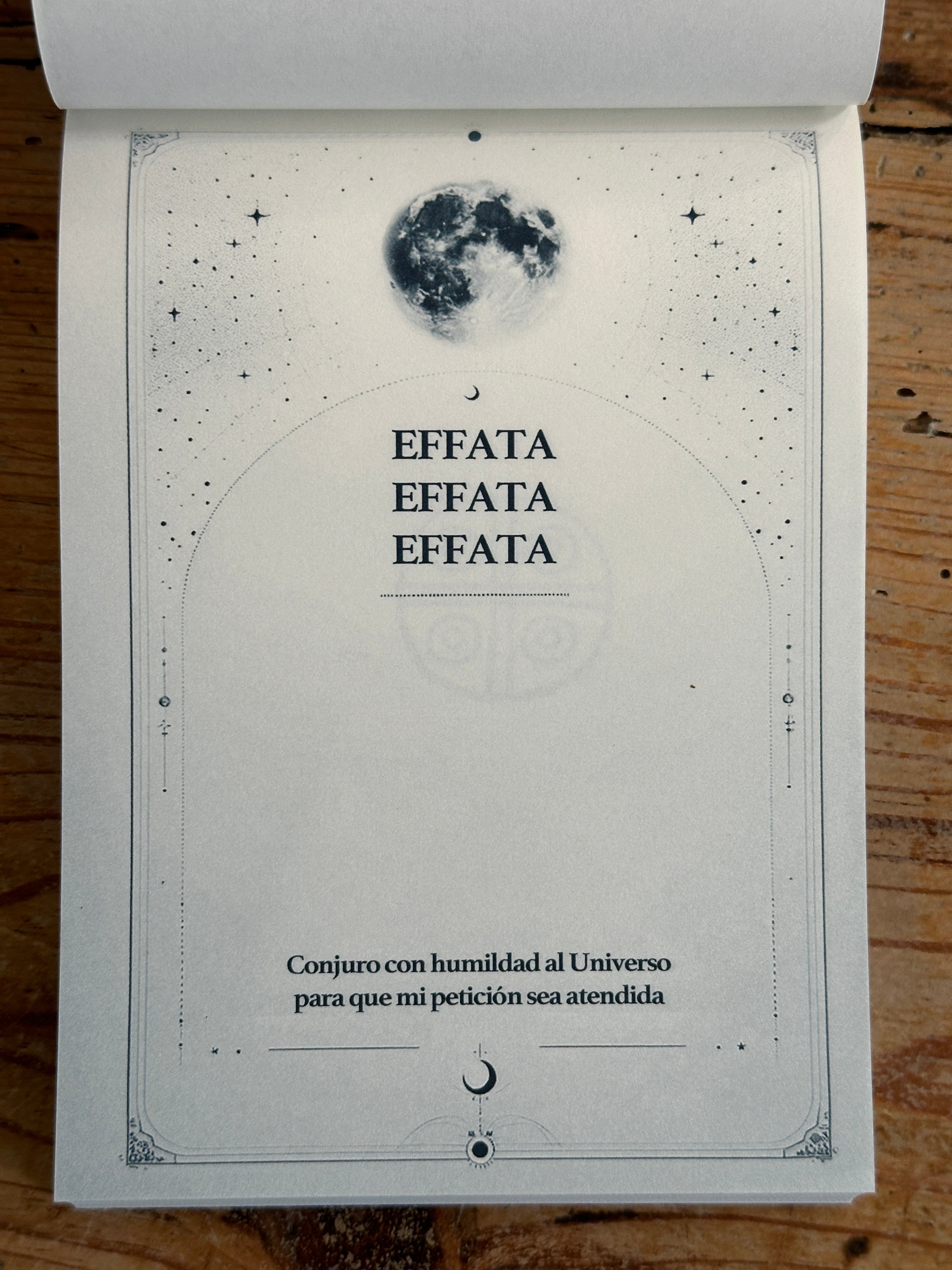 LIBRETA DE LOS RITUALES DE LAS 25 LUNAS - Libro de hojas de peticiones para rituales a la luna.