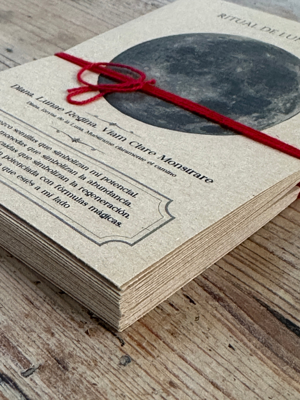 CONJUNTO PARA REALIZAR 25 RITUALES CON PALABRAS MÁGICAS A LUNAS LLENAS Y NUEVAS