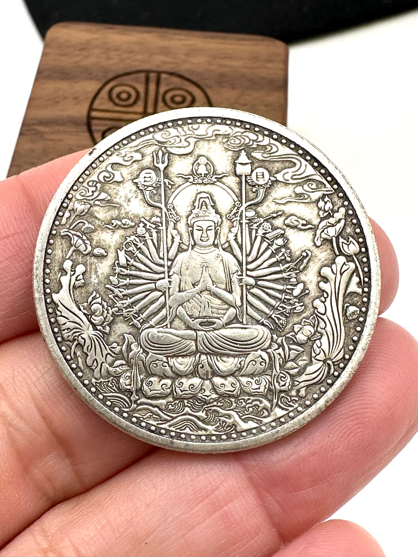 TALISMÁN GUANYIN - PROTECCIÓN, BUENA FORTUNA Y COMPASIÓN