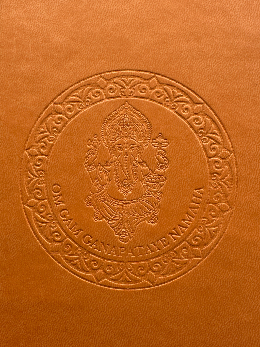 GANESHA NOTEBOOK - Handmade edition with the mantra Om Gam Ganapataye Namaha (200 pages, Vegan Leather)