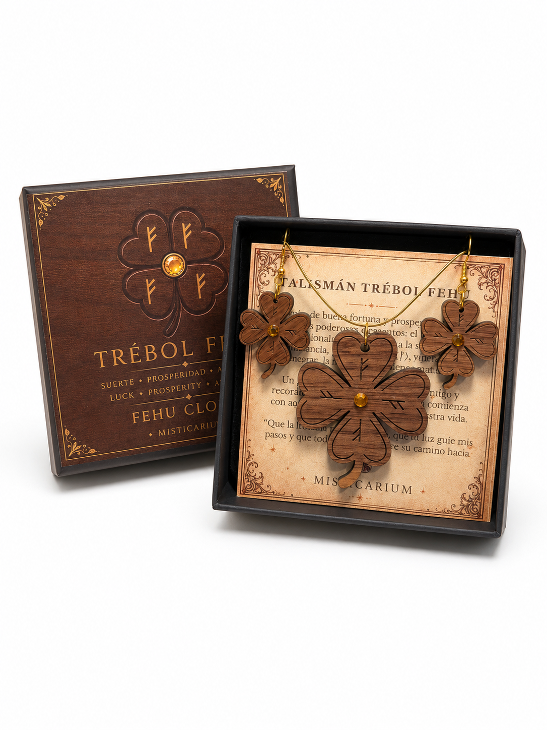 Conjunto talismán trébol Fehu presentado en su packaging