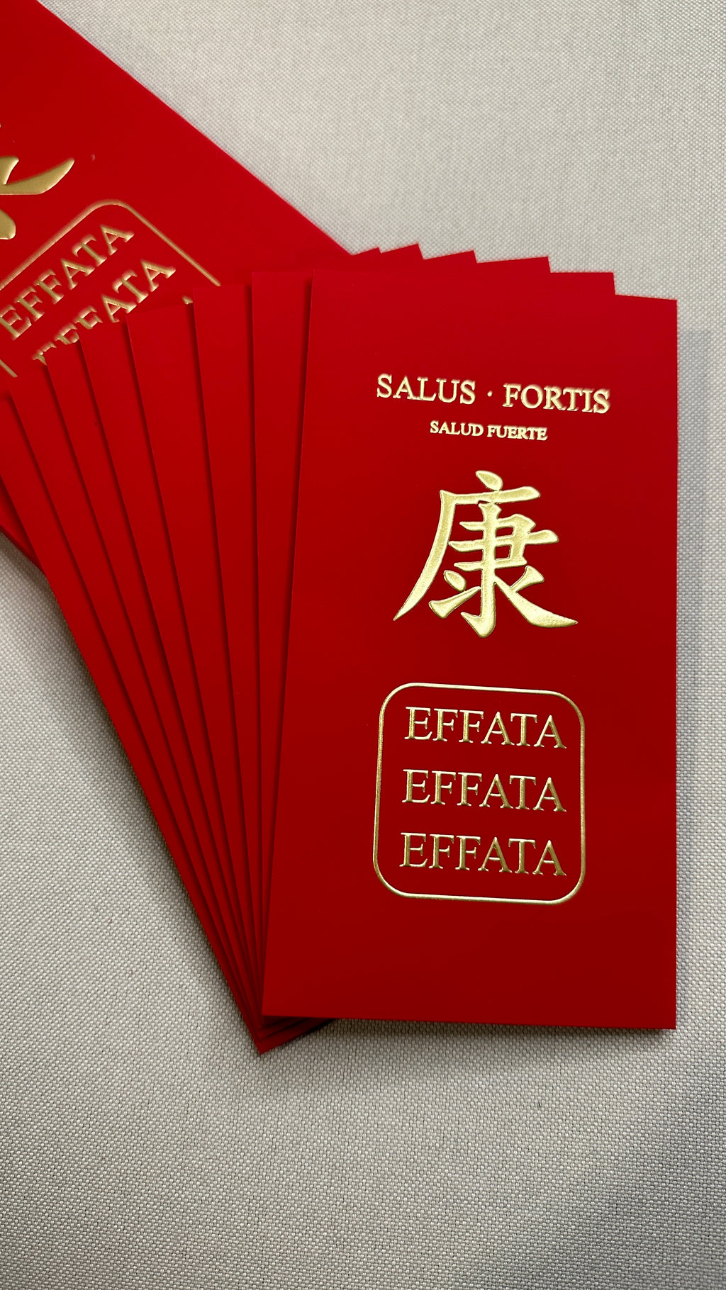 HONGBAO HEALTH RITUAL - CASE WITH 8 RED ENVELOPES