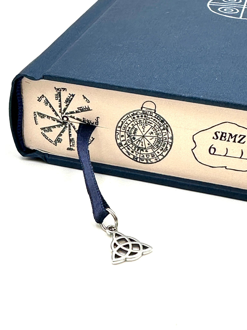SPECIAL EDITION MAGIAE RITUALS 2026 - BOOK/PLANNER WITH 53 TALISMANS